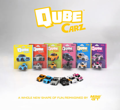 Mini GT 1:64 QubeCarz Nissan LB-Super Silhouette S15 SILVIA Liberty Walk Presentation /Blister packaging (QZ00501-BL)