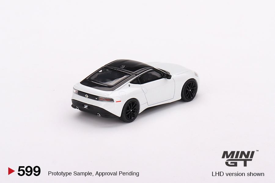 Mini GT 1/64 Nissan Z Performance 2023 Everest White LHD (MGT00599-CH)