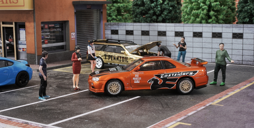 Street Weapon 1:64 Nissan Skyline GT-R R34 Z-Tune Need For Speed 7 Underground Orange Gold