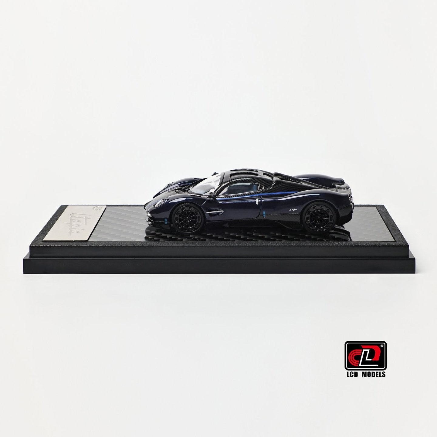 LCD 1:64 Pagani Utopia Blue Black Carbon Official Licensed