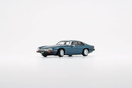 BM Creations 1/64 Jaguar XJ-S XJS V12 Cobalt Blue with 4 Additional Wheels (RHD)