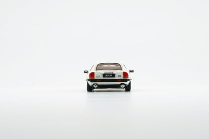 BM Creations 1/64 Jaguar XJ-S XJS V12 Glacier White with 4 Additional Wheels (RHD)