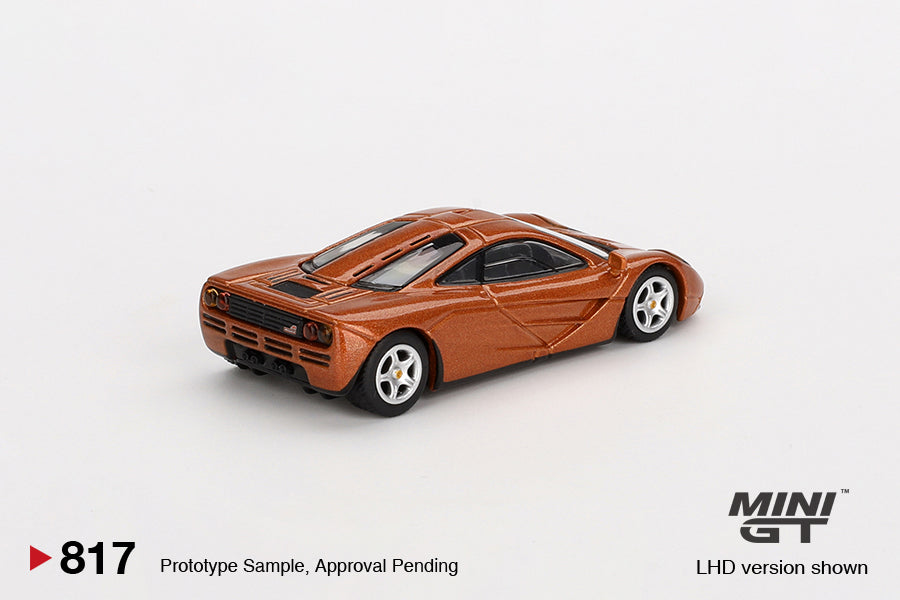 Mini GT 1:64 McLaren F1 Yquem (MGT00817-CH)