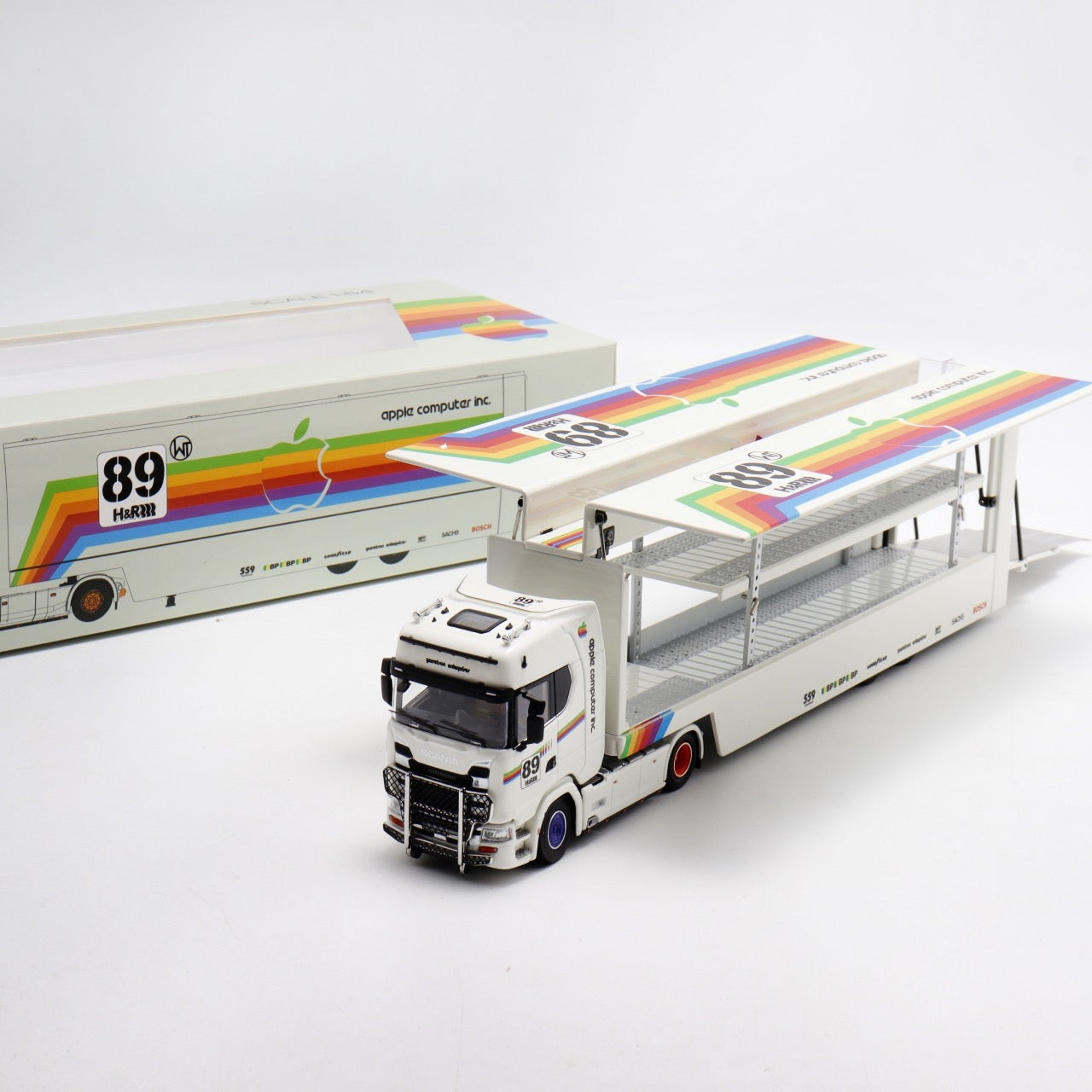 Kengfai X Maxwell 1:64 Scania S-Series 730 V8 Enclosed Double Deck Gull Wings Transporter Lorry Truck Livery White Apple #89 Edition Limited 450 Pieces