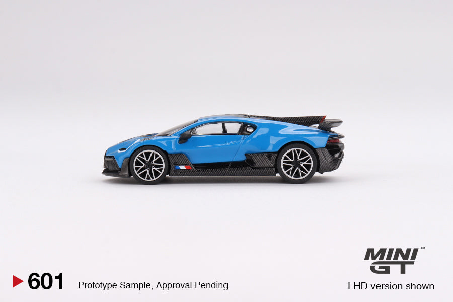 Mini GT 1:64 Bugatti Divo Blu Bugatti LHD (MGT00601-CH)