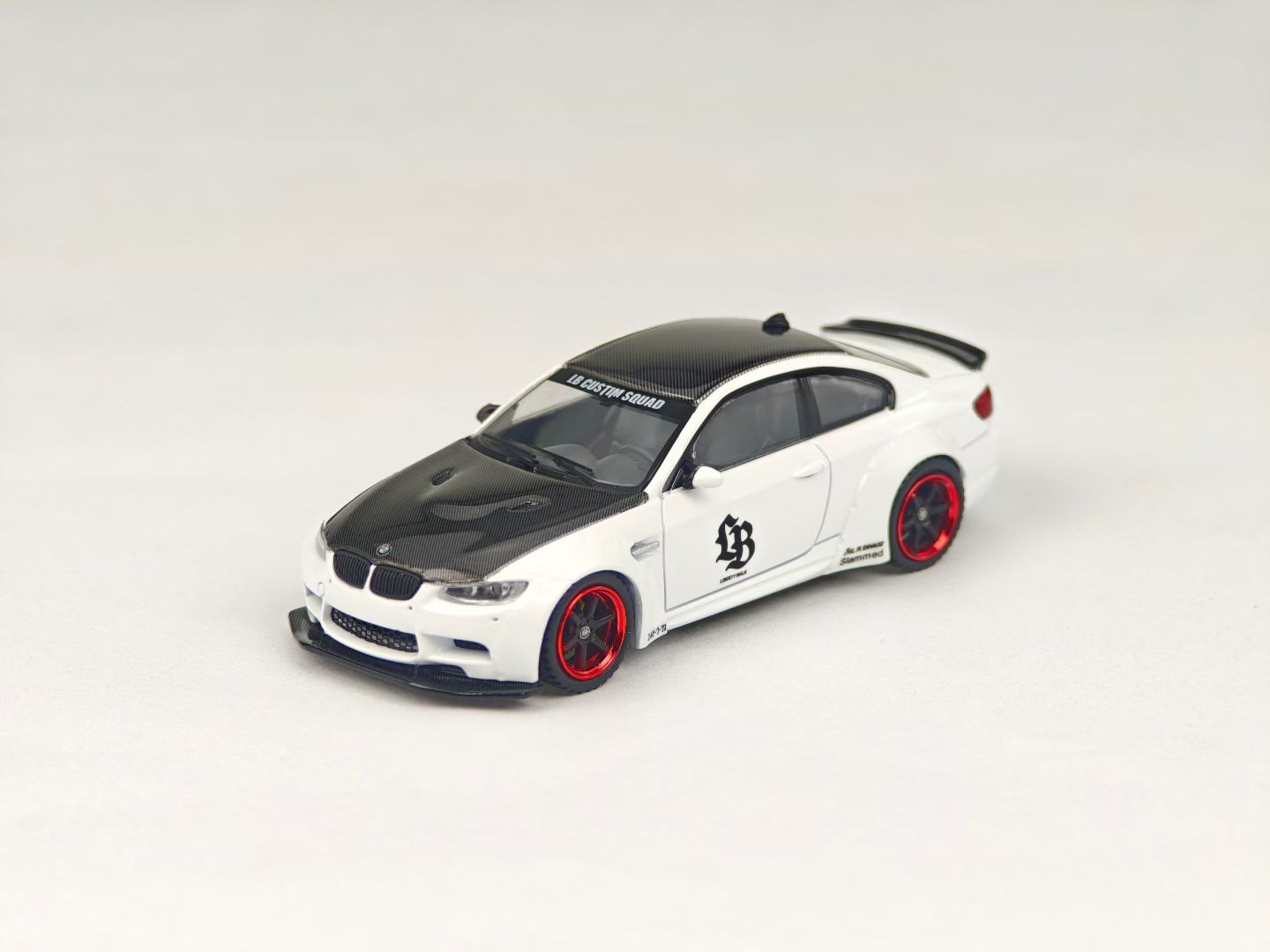 Fine Model 1:64 BMW M3 E92 LB-Works LBWK Pearl White with Decal Sticker