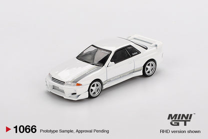 Mini GT 1:64 Nissan Skyline GT-R (R32) VeilSide Combat C-I White (MGT01066-CH)