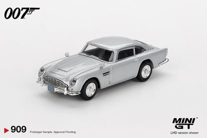 Mini GT 1:64 Aston Martin DB5 “Casino Royale” in Blister Packaging English Version (MGT00909-007E)