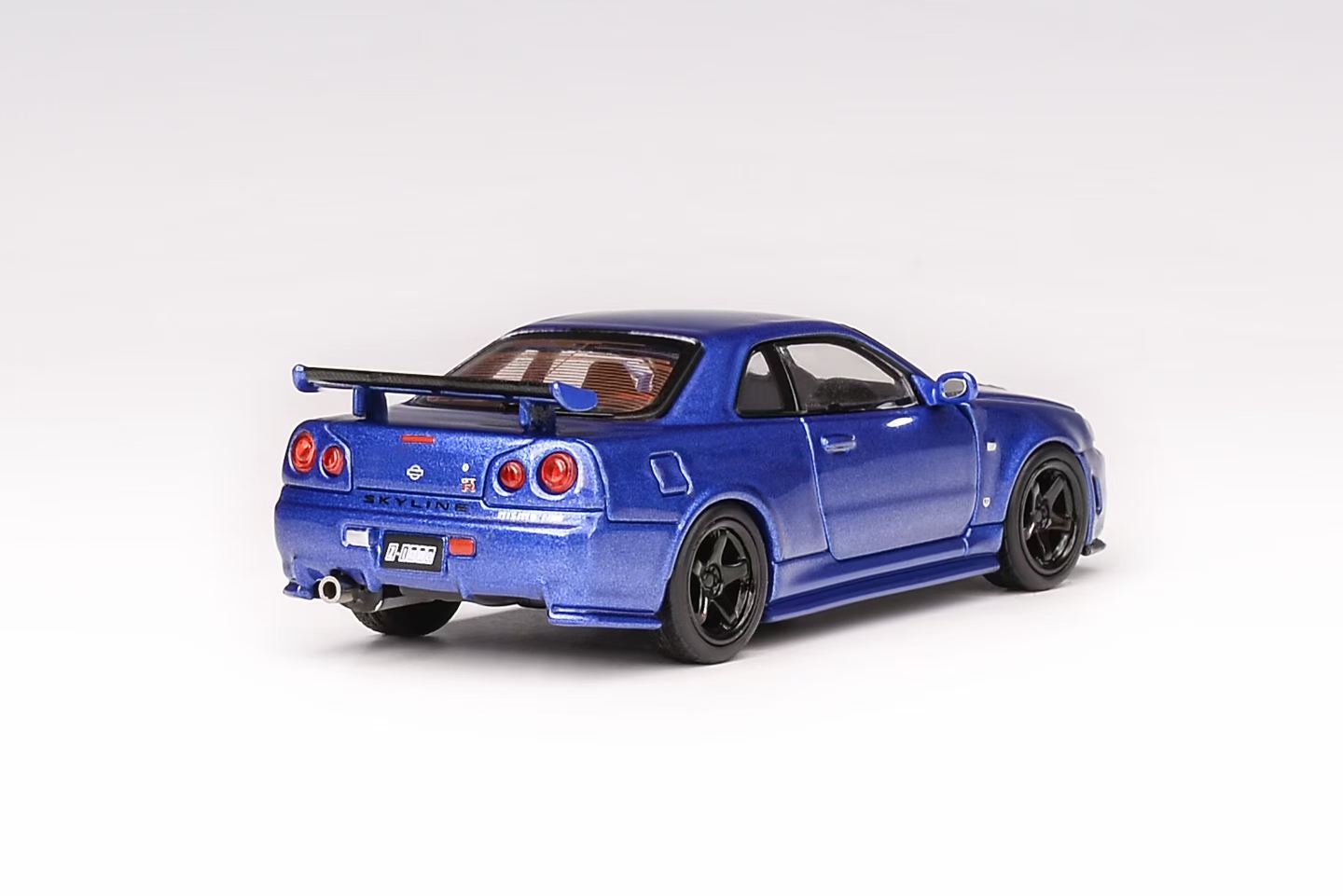 Motorhelix 1:64 Nissan Skyline GT-R R34 Nismo Z-Tune Bayside Blue Openable Front Hood Detailed Engine Official Licensed (Premium Box Packaging)