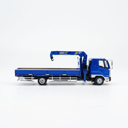 GCD 1:64 Mitsubishi Fuso Fighter Boom Lifter Crane Truck Official Licensed Blue with 2 Bunches of PVC Pipes + 1 Metallic Sun Shade