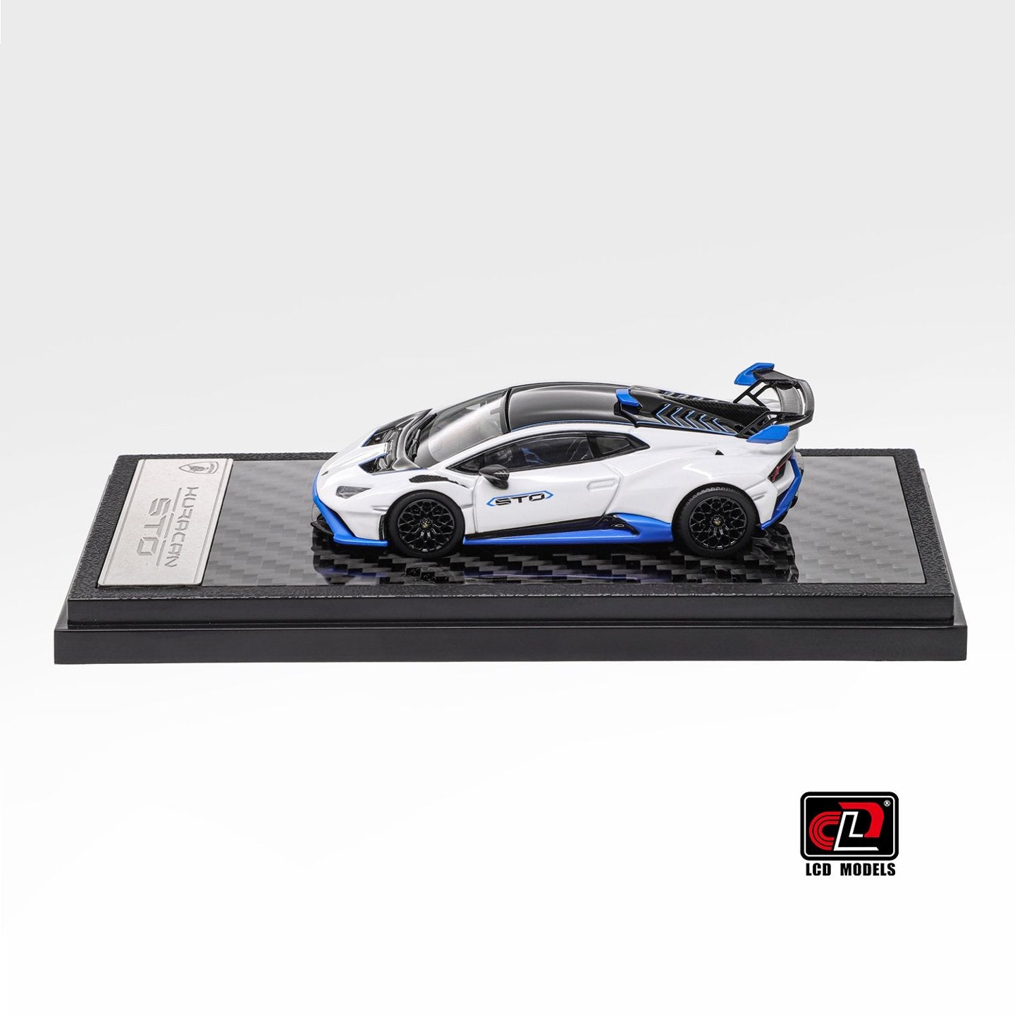 LCD Model 1:64 Lamborghini Huracan STO White Openable Engine Hood with Detailed Engine Lamborghini Official Licensed