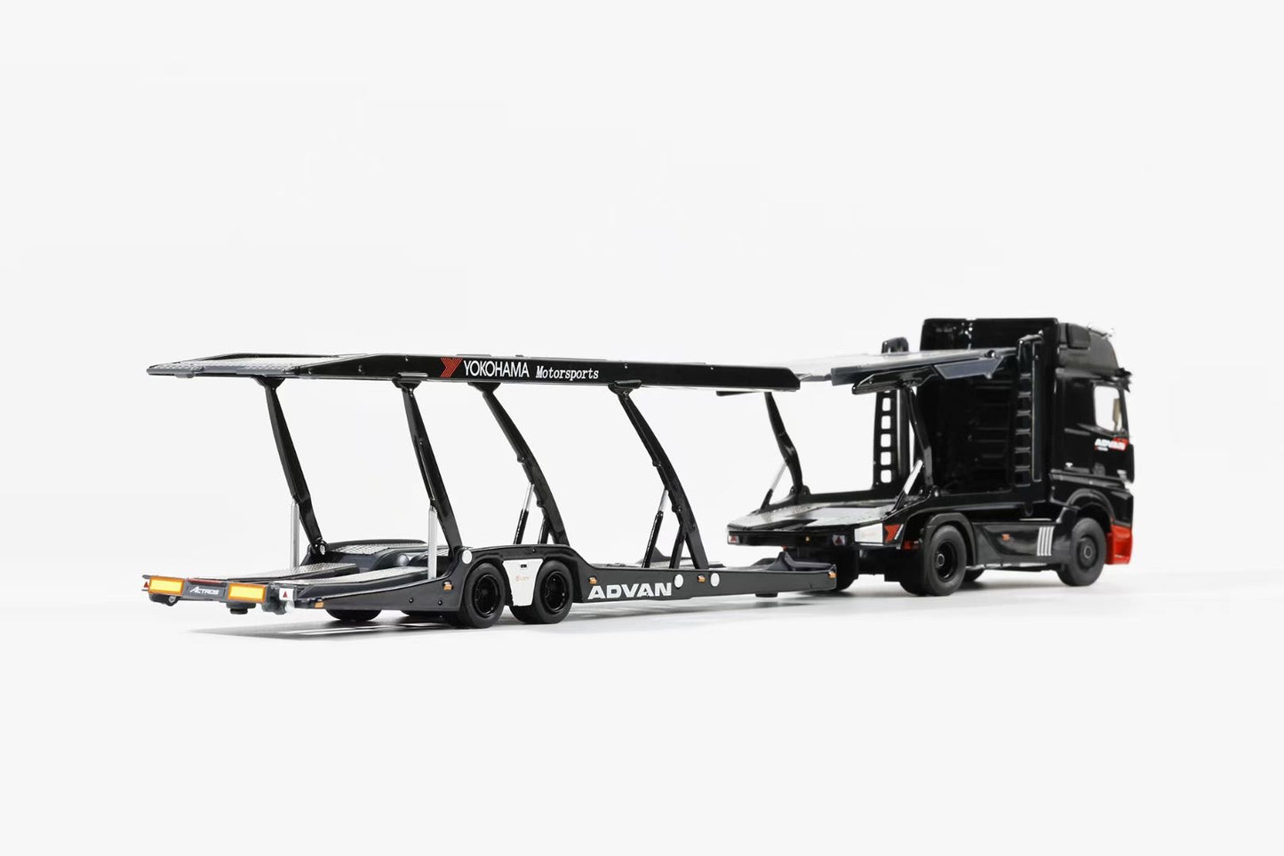 GCD 1:64 Mercedes Benz Actros Double Deck Trailer Truck Mercedes & ADVAN Dual Official Licensed
