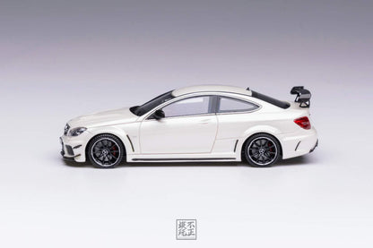 [Premium Resin Model] Car Lounge 1:64 Mercedes-Benz C63 Black Series C-Class W205 Diamond White Premium Box Packaging (Limited to 399 Pieces)