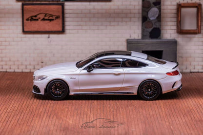 [Premium Resin Model] Car Lounge 1:64 Mercedes-Benz C63S Coupe C-Class W205 Diamond White Premium Box Packaging (Limited to 399 Pieces)