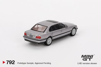 Mini GT 1:64 BMW 750IL Aspen Silver Metallic (MGT00792-CH)