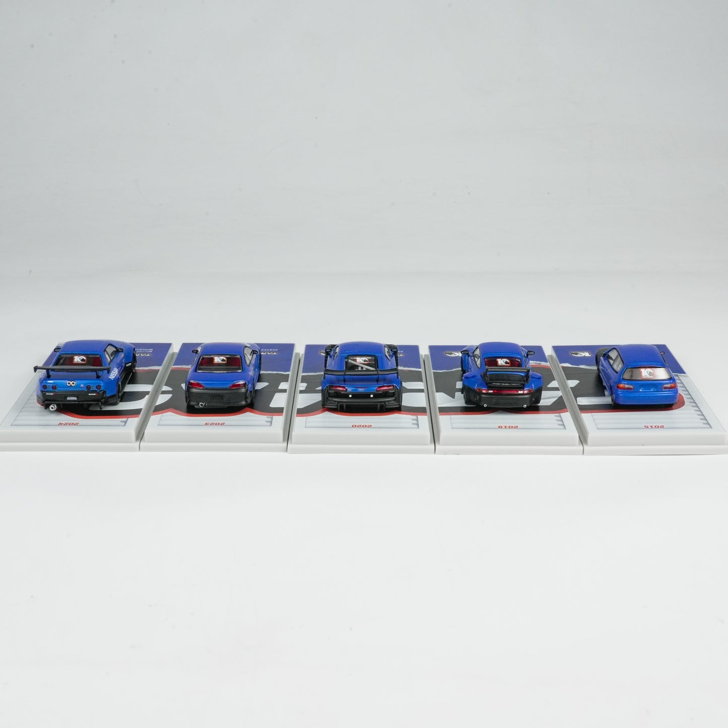 Tarmac Works 1:64 10th Anniversary Box Set - 5 Model Cars + Tarmac Cards