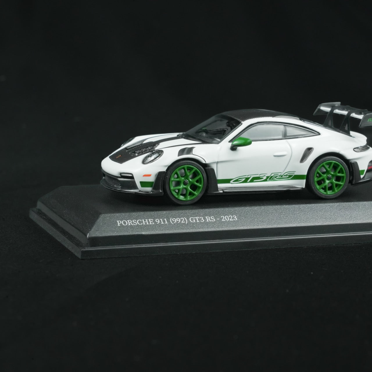MINICHAMPS 1:64 PORSCHE 911 (992) GT3 RS 2023 WHITE W WEISSACH PACKAGE - TRIBUTE TO AMERICA  - EXCLUSIVE FOR CLDC