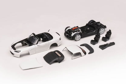 Motorhelix 1:64 Honda S2000 AP2 Official Licensed Grand Prix White Magnetic Assemble Parts Premium Packaging