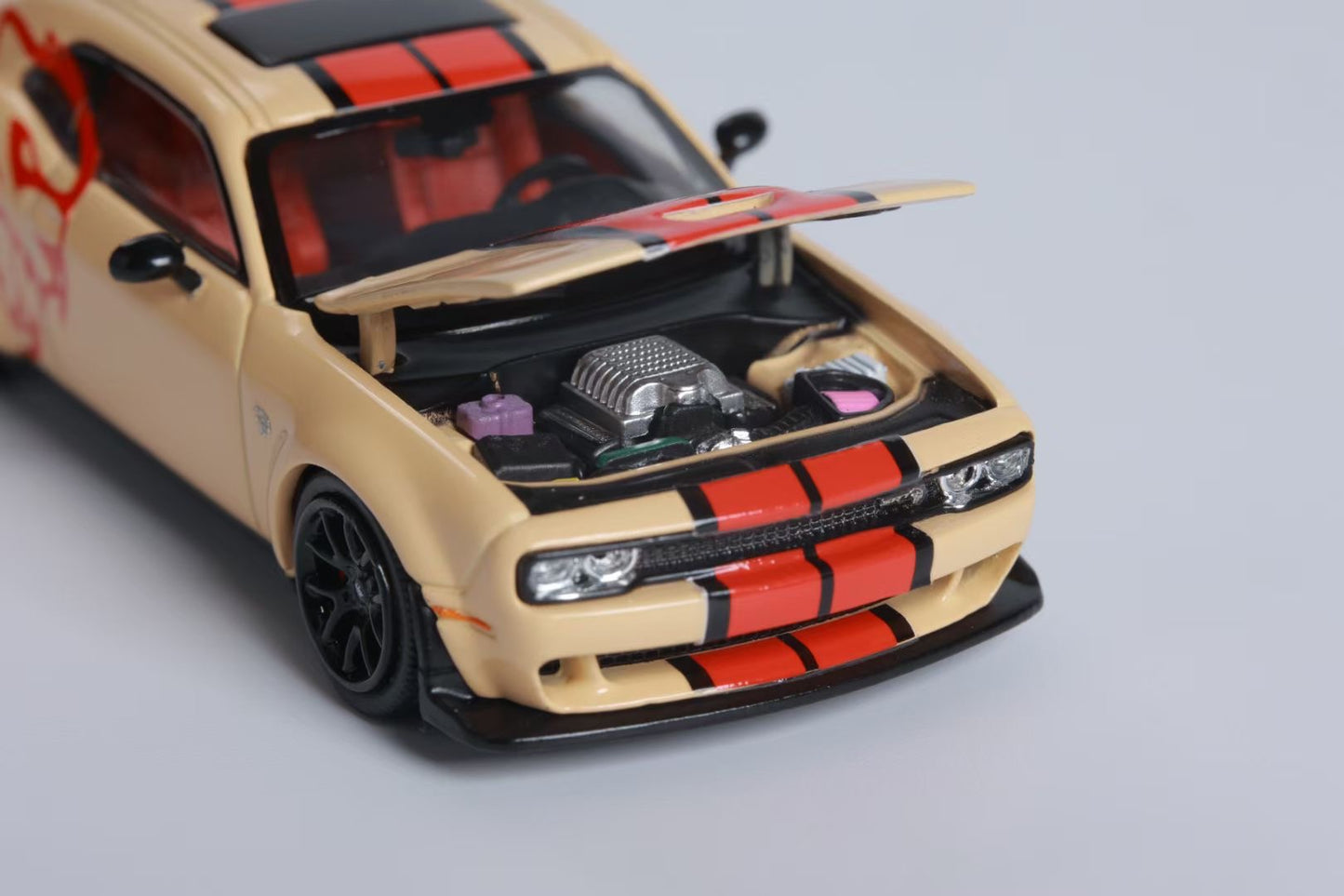 Stance Hunters 1:64 Dodge Challenger Mk3 SRT Hellcat Sand Demon with Openable Engine Hood