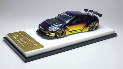Model Collect 1:64 Nissan GT-R R35 LBWK Custom 1.5 Liberty Walk Magic Purple