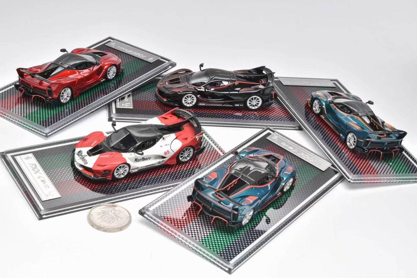 [Premium Resin Model] U2 1:64 Ferrari FXX-K EVO Metallic Red with Crystal Base Platform