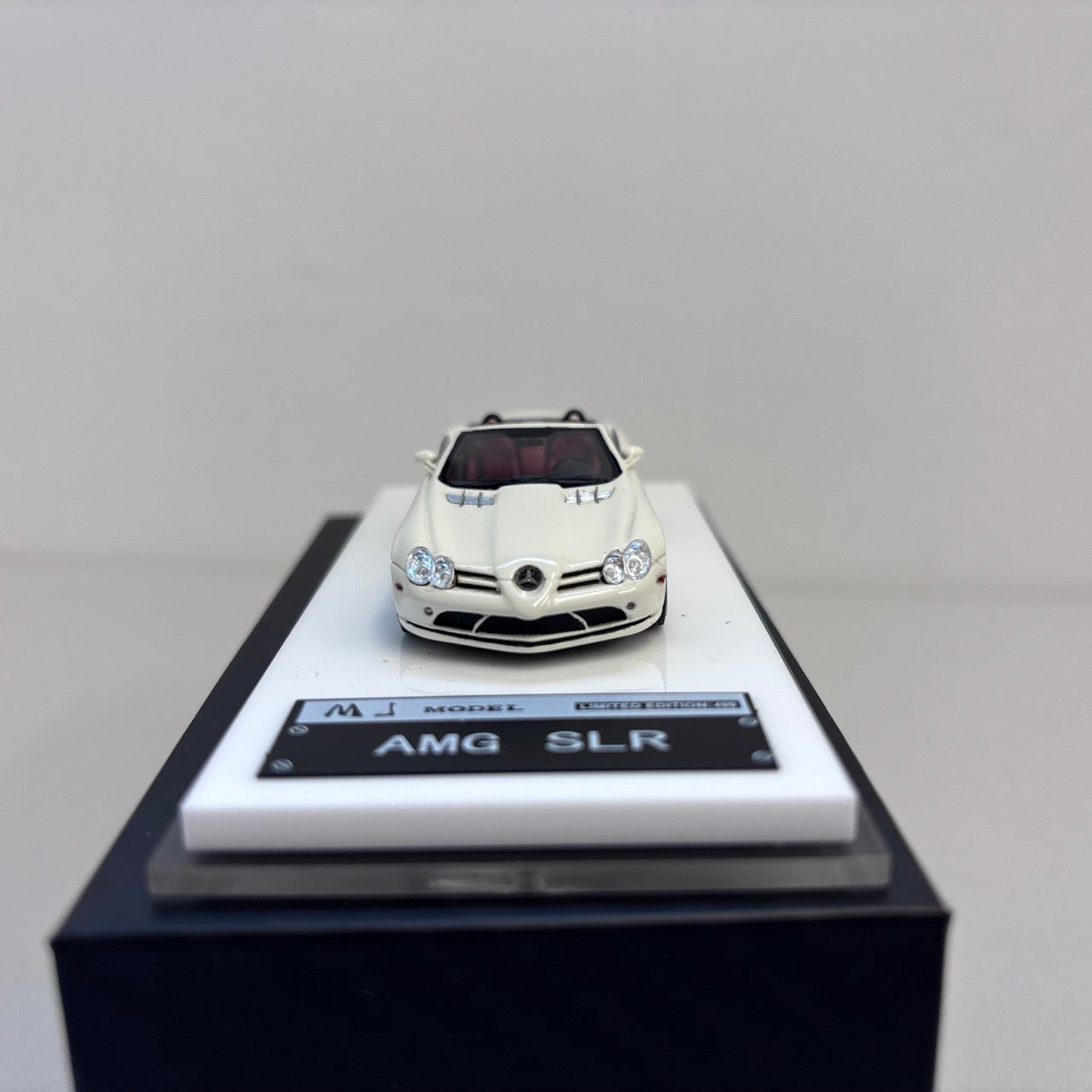 [Premium Resin Model] JG 1:64 SLR Roadster Convertible White in Premium Box Packaging