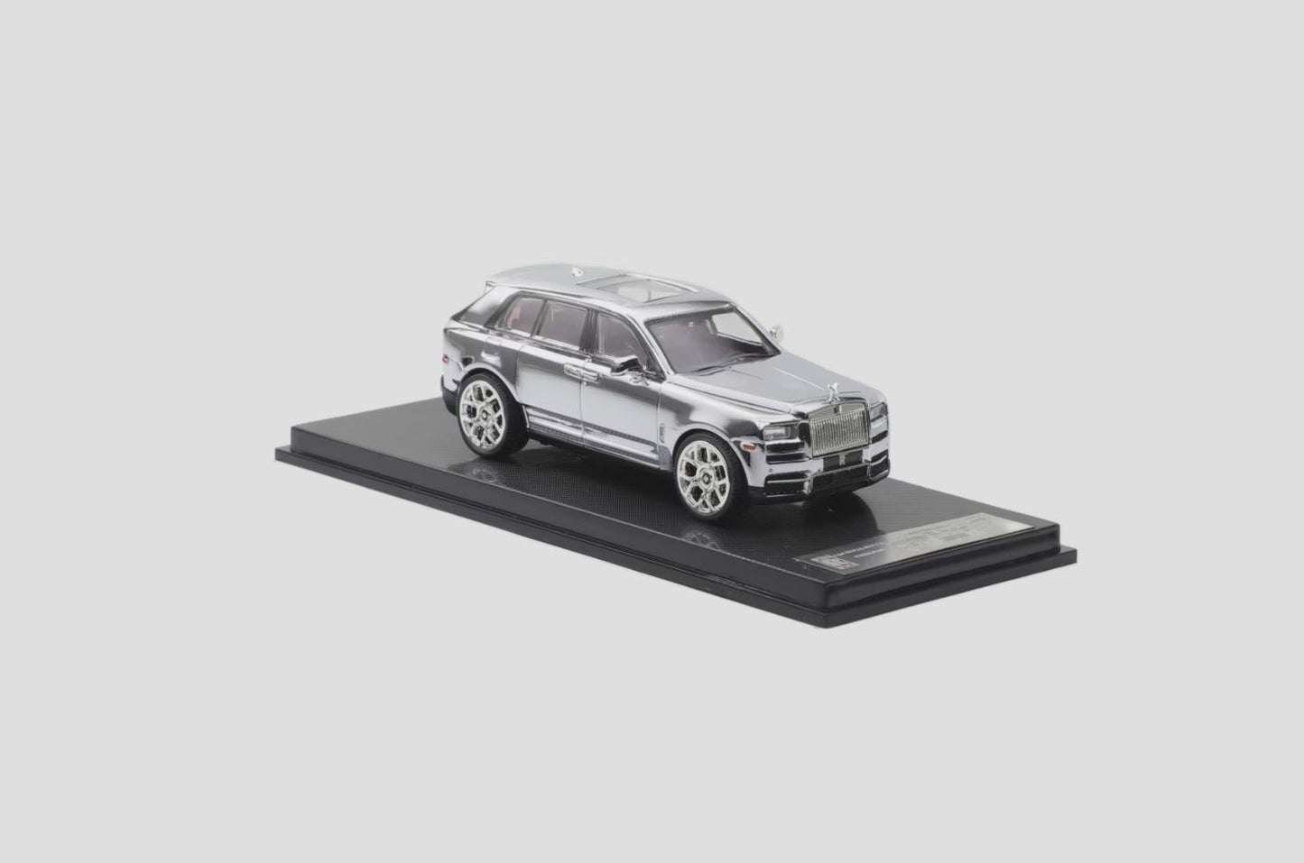 Smallcarart 1:64 Rolls Royce Cullinan Black Badge Edition Chrome White Steel Limited 399 Pieces