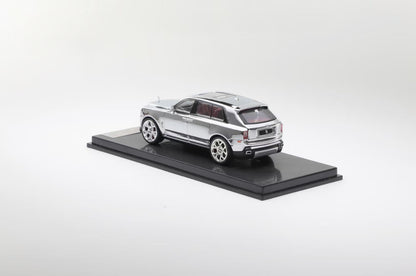 Smallcarart 1:64 Rolls Royce Cullinan Black Badge Edition Chrome White Steel Limited 399 Pieces