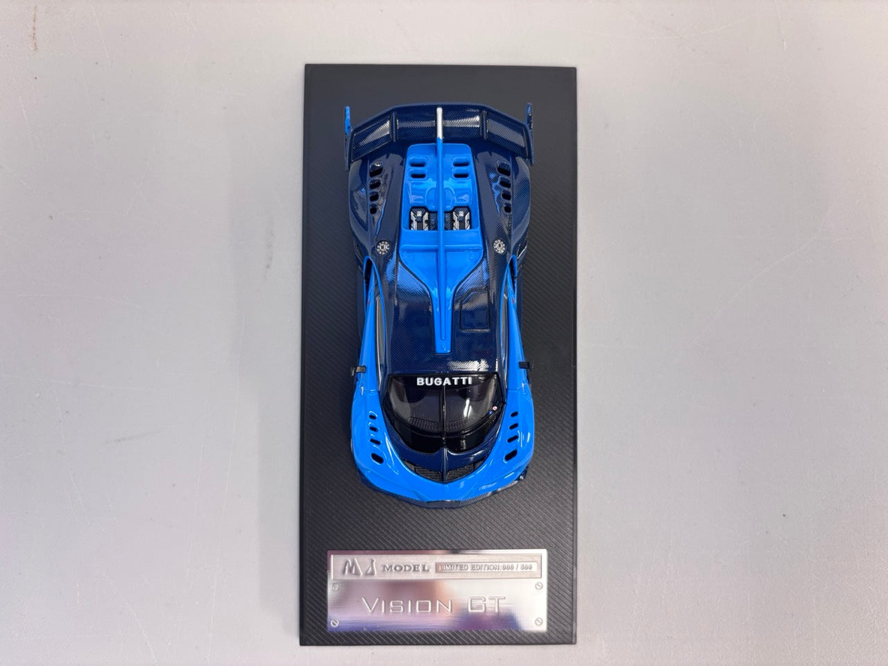 League Model x MJ Model 1:64 Vision GT Blue
