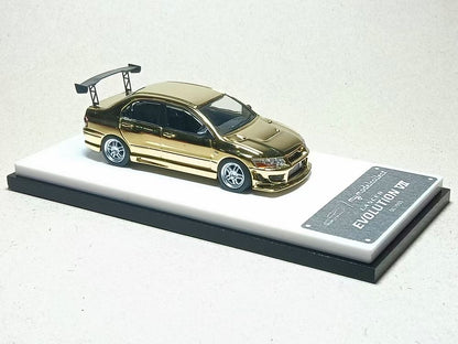 Model Collect 1:64 Mitsubishi Lancer Evolution 7 EVO VII Chrome Gold