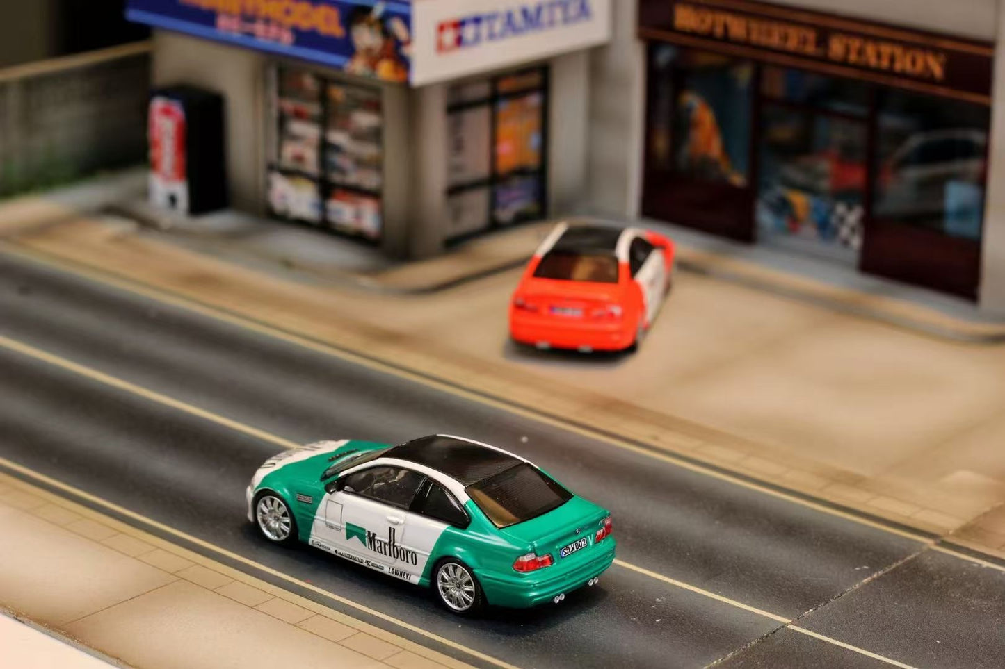 Street Weapon 1:64 BMW M3 CSL E46 Marlboro Green