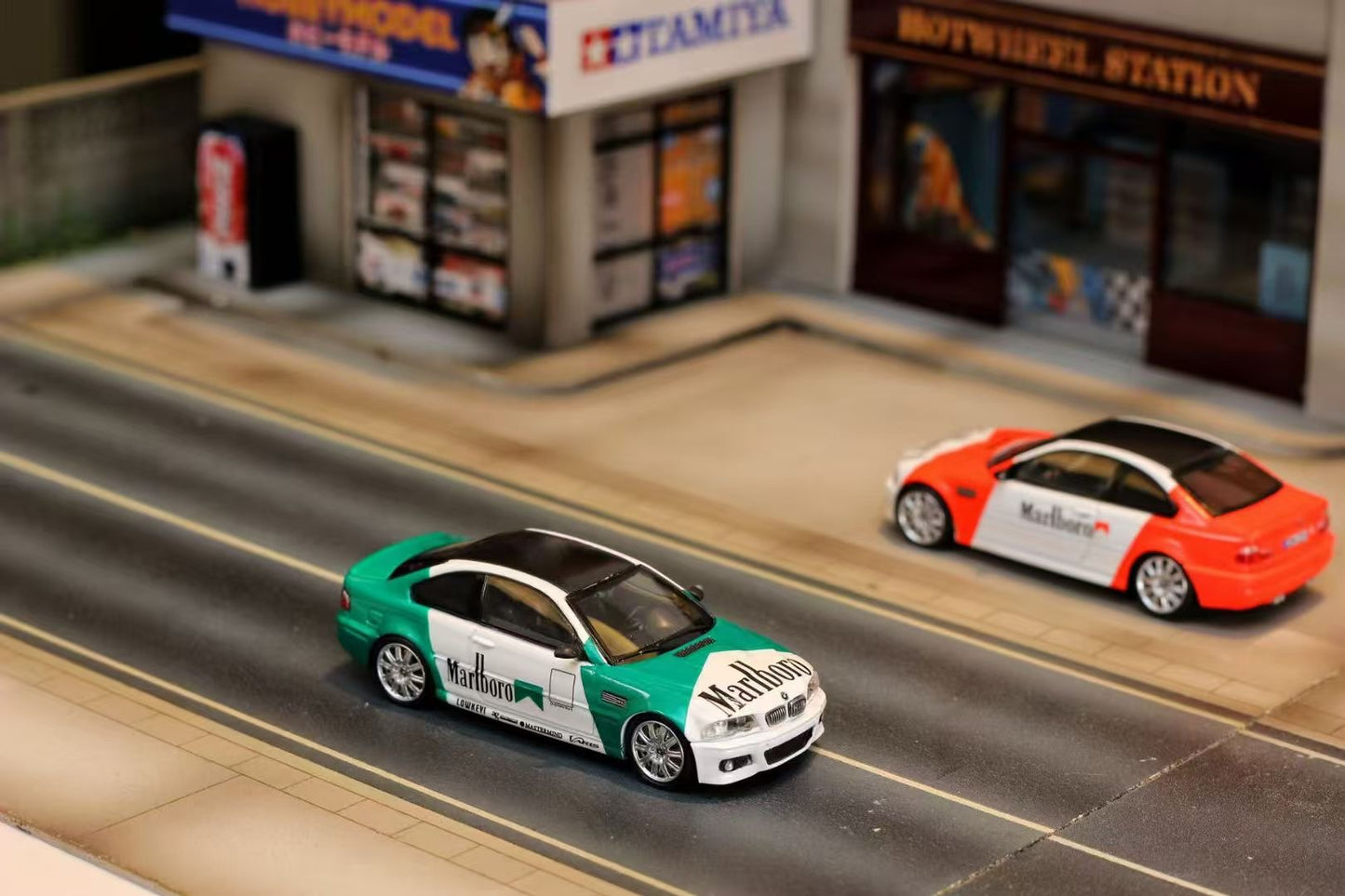 Street Weapon 1:64 BMW M3 CSL E46 Marlboro Green