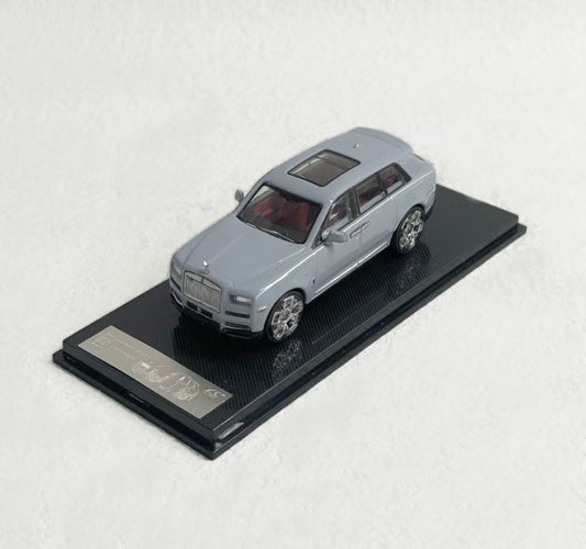 Smallcarart 1:64 Rolls Royce Cullinan Black Badge Edition Cement Grey