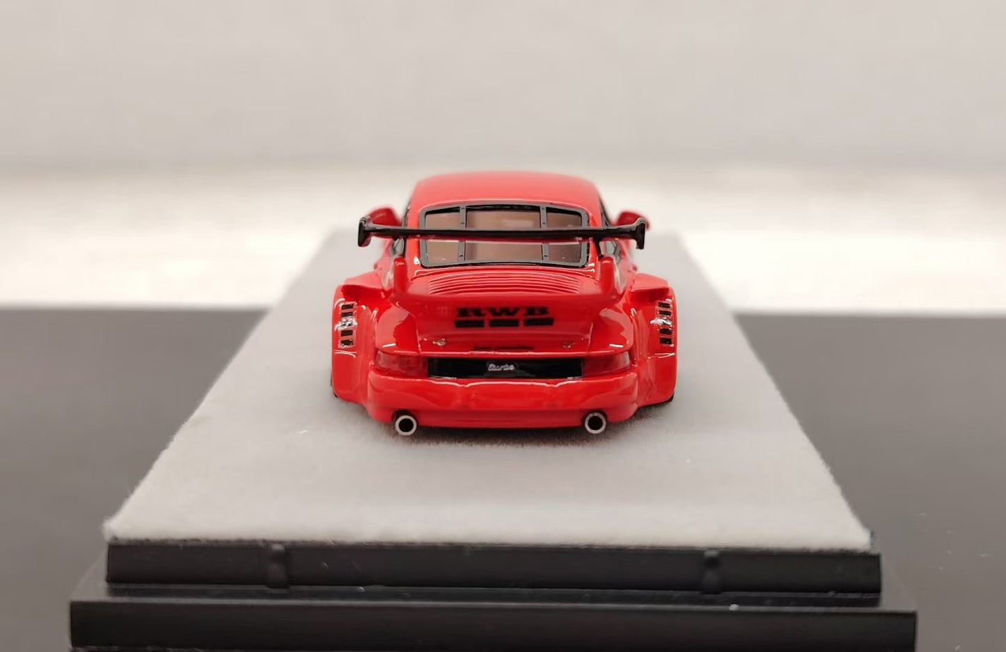[Premium Resin Model] Qidian Model 1:64 Porsche RWB 930 GT Wing Red Jezebel