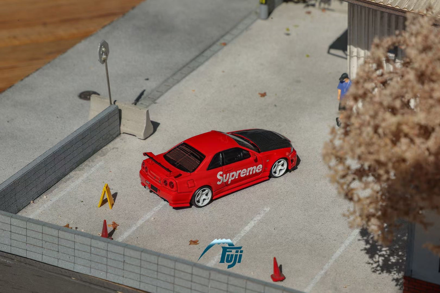 Fuji 1:64 Nissan Skyline GT-R R34 Nismo Z-Tune Supreme Red Limited 699 Pieces