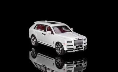 Smallcarart 1:64 Rolls Royce Cullinan White Limited 399 Pieces