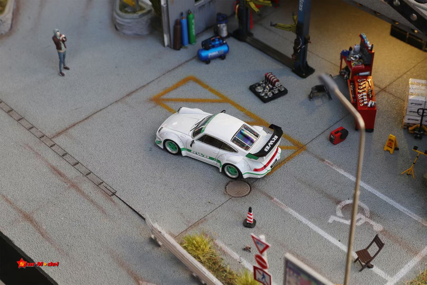 Star Model 1:64 Porsche RWB 964 GT Wing White with Green Wheels China AIT Expo 2025 Special Edition Limited 399 Pieces