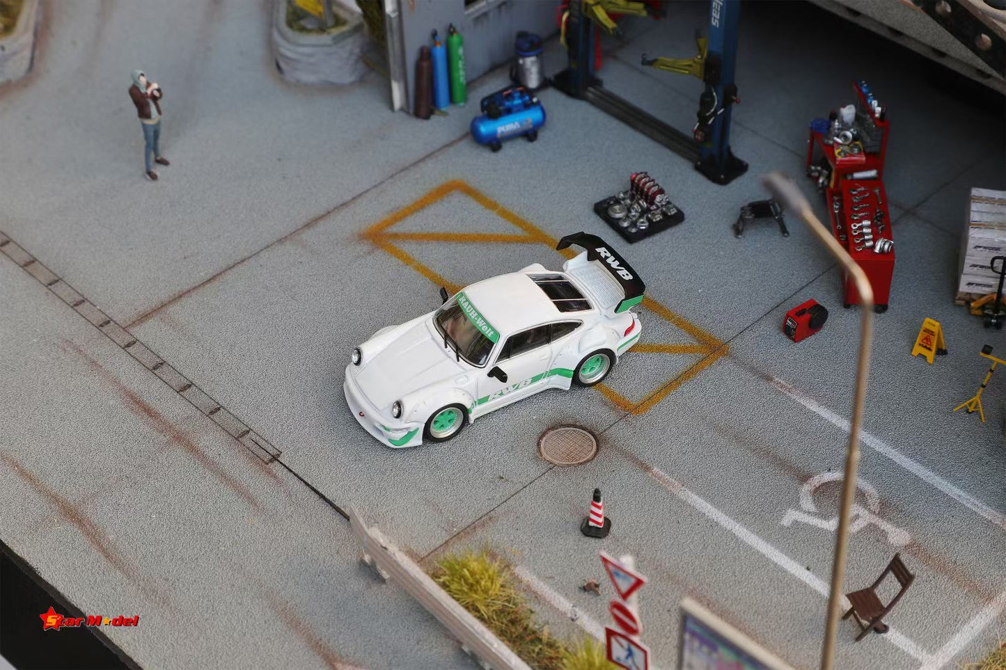 Star Model 1:64 Porsche RWB 964 GT Wing White with Green Wheels China AIT Expo 2025 Special Edition Limited 399 Pieces