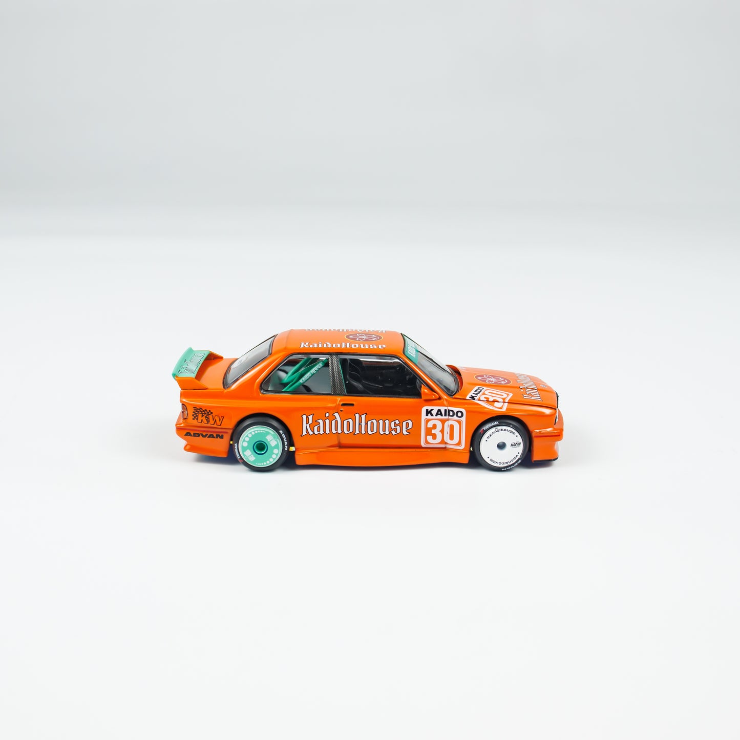 Mini GT 1:64 BMW M3 KaidoHaus V1 KaidoHouse (KHMG177)