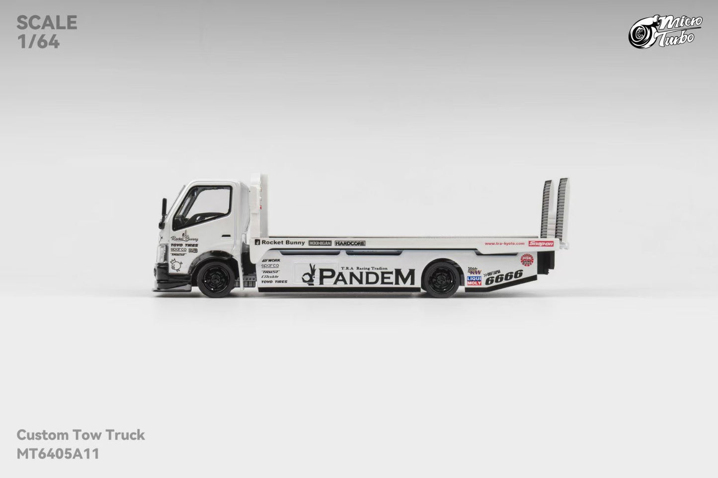 Micro Turbo 1:64 Hino 300 Series MK2 Custom Tow Truck Flatbed Livery PANDEM Rocket Bunny Metallic White
