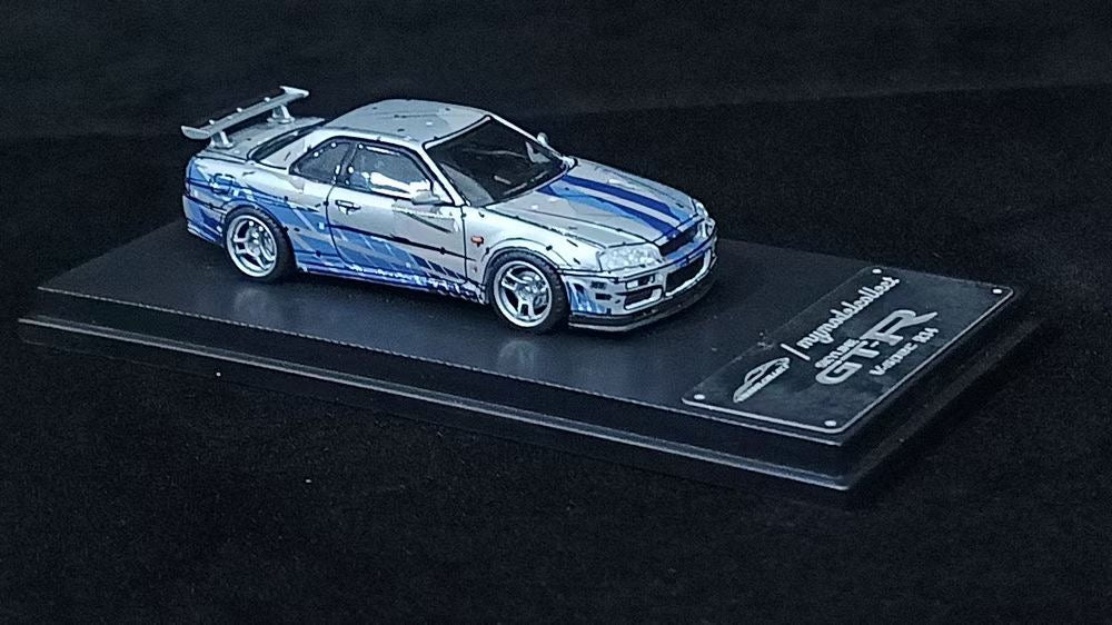 Model Collect 1:64 Nissan GT-R R34 V-SPEC-II Cel Shade Silver Blue Edition