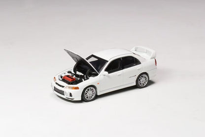 Motorhelix Senior Series 1:64 Mitsubishi Lancer Evolution 4 EVO IV Scotia White Openable Front Hood Detailed Engine - Mitsubishi Official Licensed