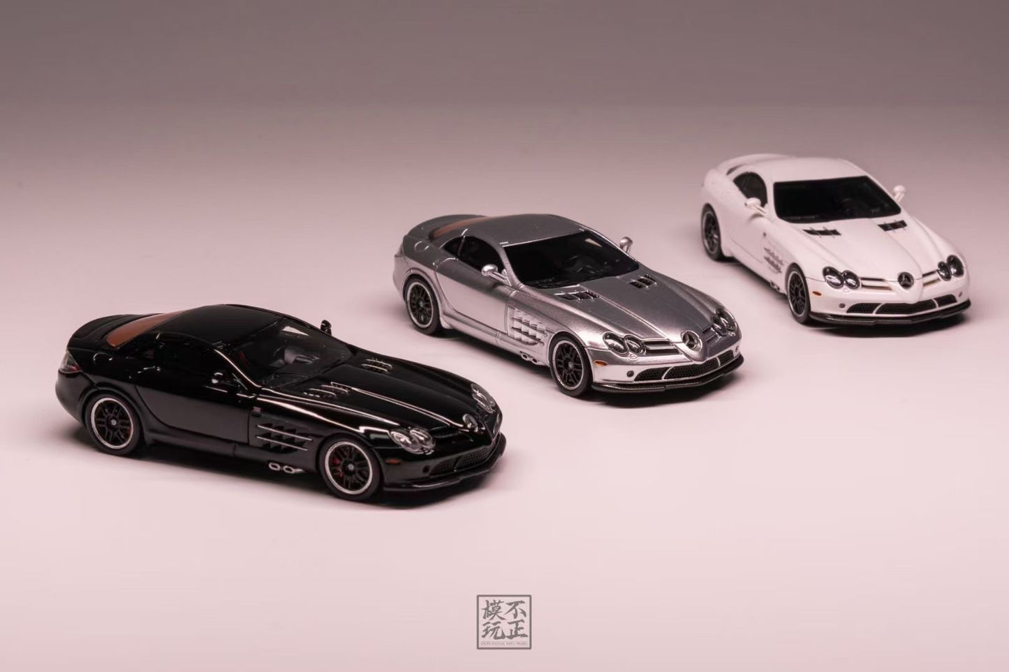 [Premium Resin Model] Car Lounge 1:64 Mercedes-Benz SLR McLaren 722 Edition White Premium Box Packaging Limited 399 Pieces