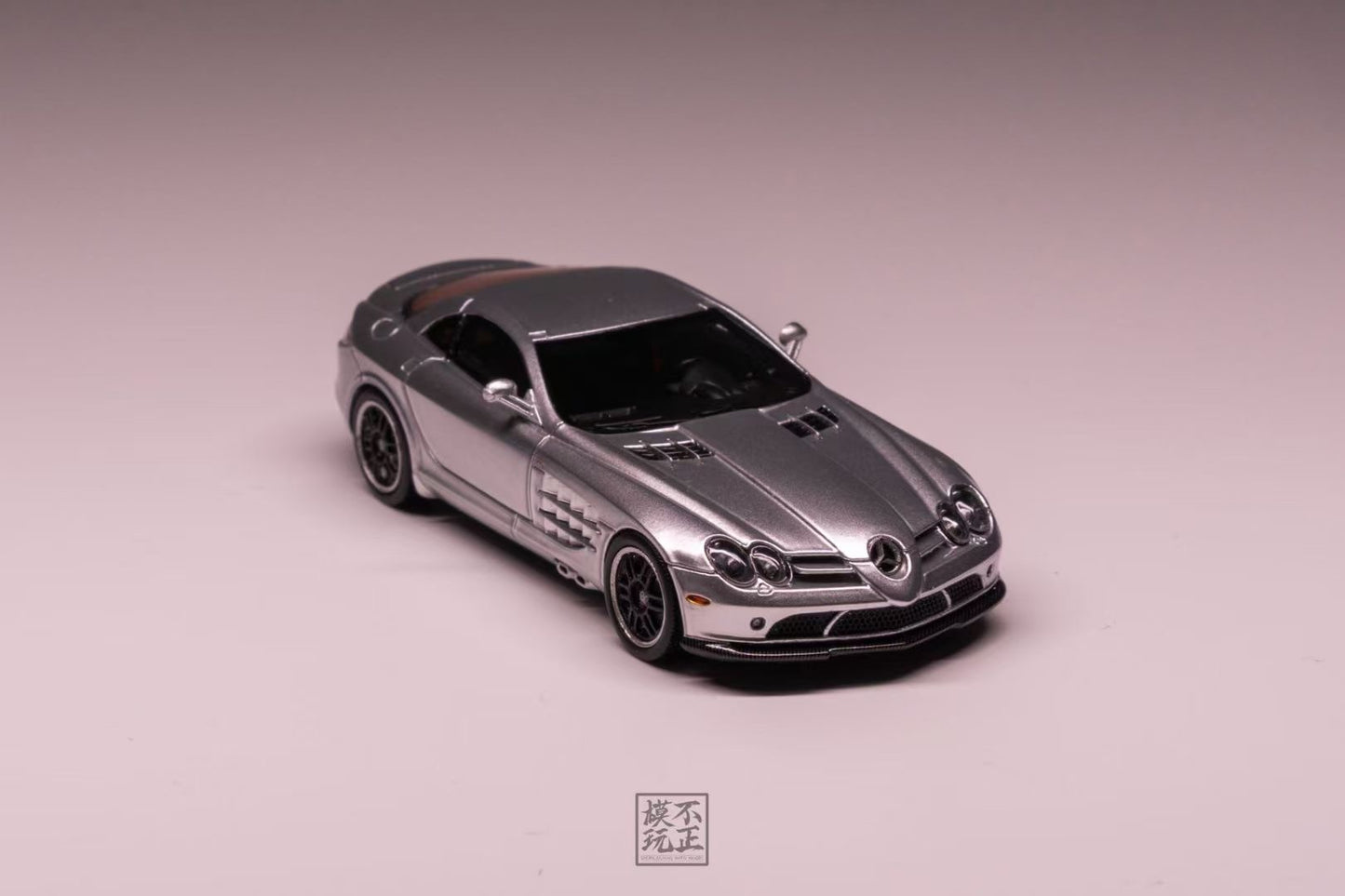[Premium Resin Model] Car Lounge 1:64 Mercedes-Benz SLR McLaren 722 Edition Grey Premium Box Packaging Limited 399 Pieces