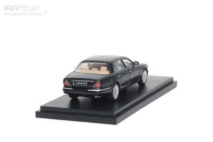 AR Box 1:64 Jaguar XJ350 Ebony Black Jaguar Official Licensed