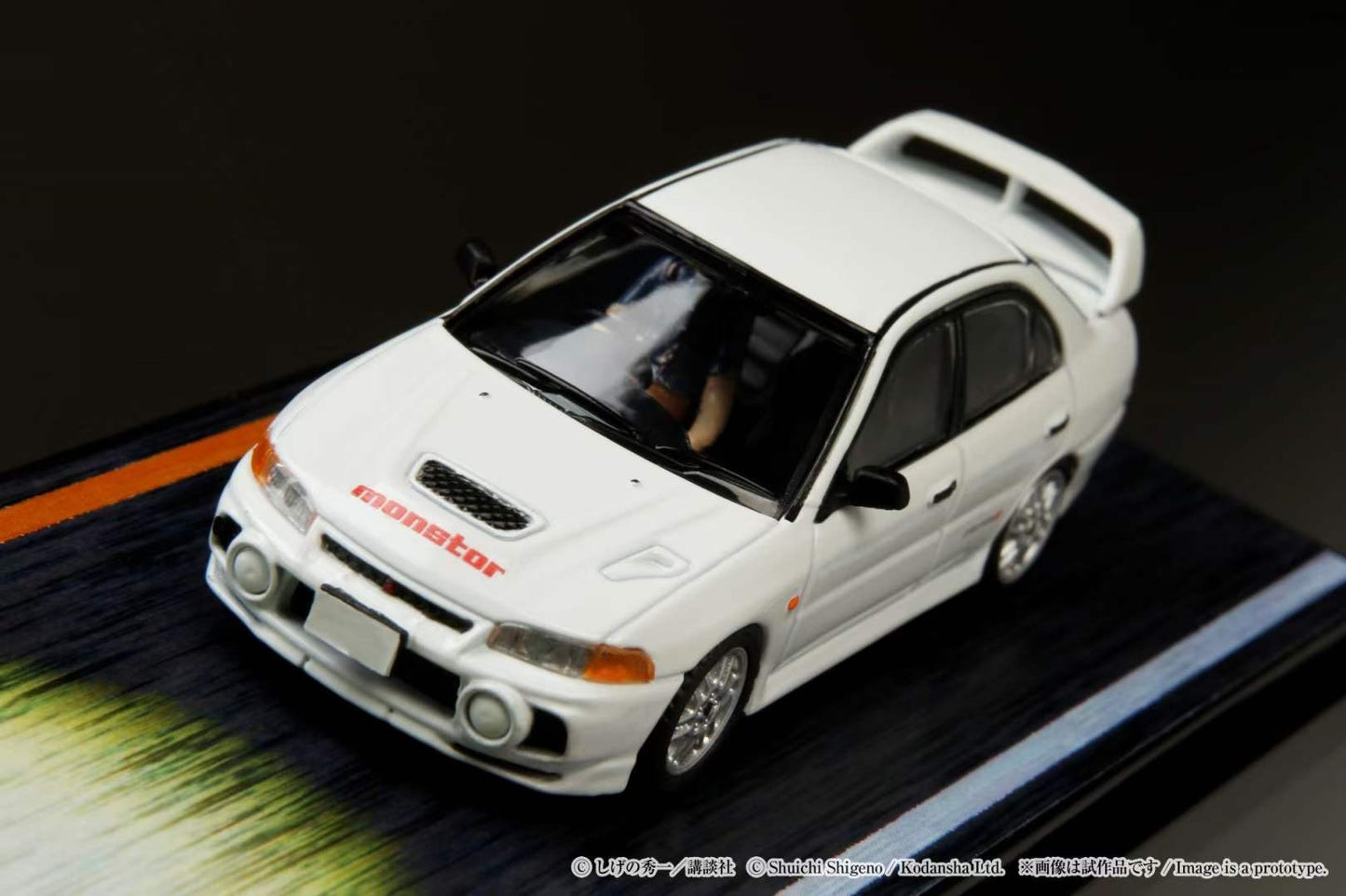Hobby Japan 1:64 Mitsubishi Lancer RS Evolution Ⅳ Initial D Official Licensed Seiji Iwaki VS Takumi Fujiwara with Seiji Iwaki Figure Driving In The Car