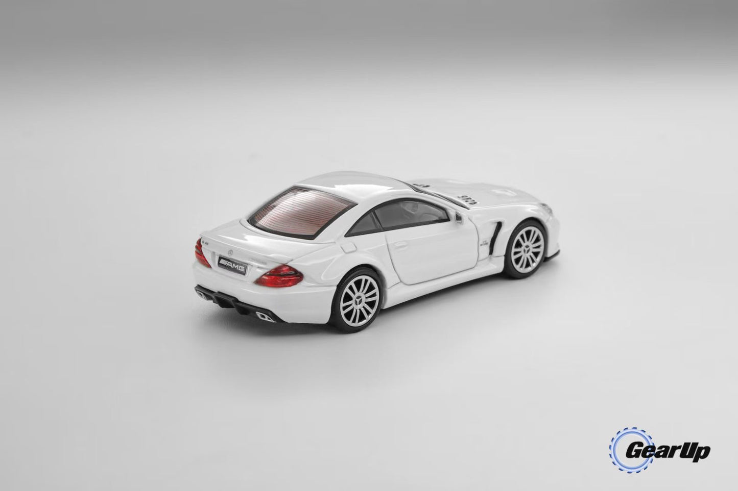 Gear Up Model 1:64 Mercedes-Benz SL65 AMG Black Series R230 2008 White