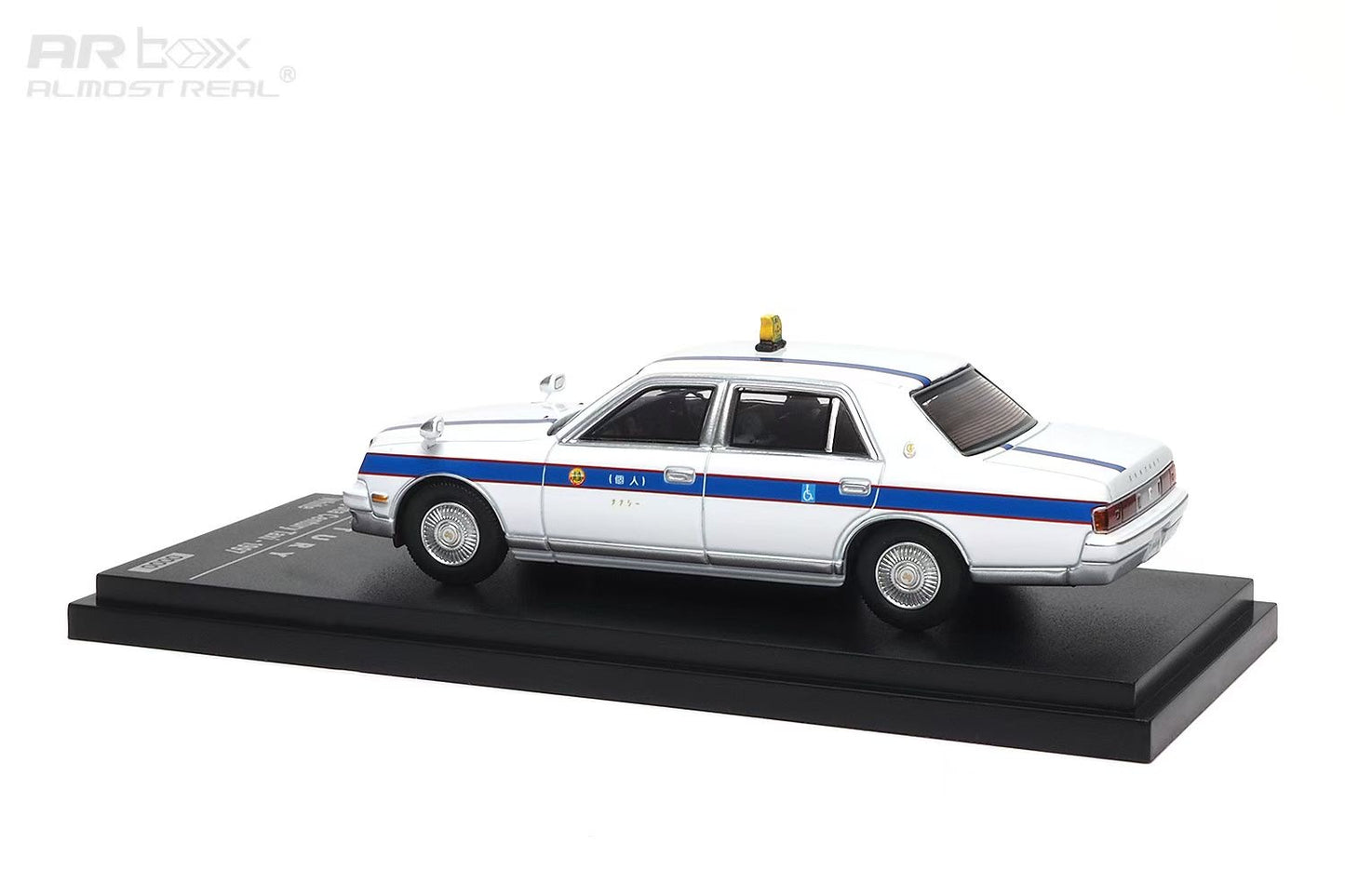 AR Box 1:64 Toyota Century MK2 G50 White Taxi 1997 Toyota Official Licensed