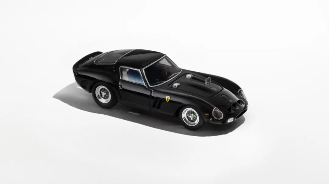Classic Lover 1:64 Ferrari 250 GTO Pearl Black Openable Front Hood Detailed Engine Limited 999 Pieces