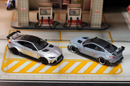 Street Weapon 1:64 BMW M4 G82 Adro Body Kit Custom Silver (Limited 500 Pieces)